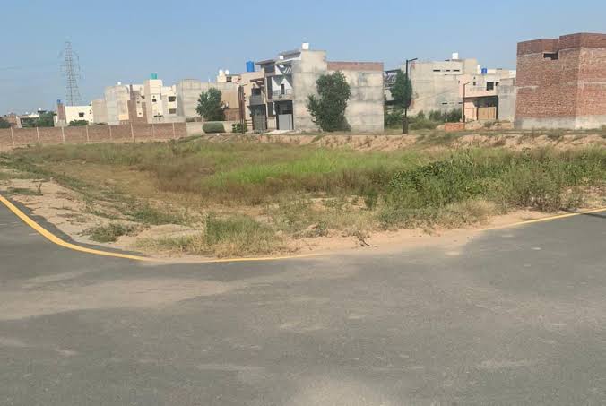 7 Marla ,Umar Block , Corner Plot — 7 Marla Residential Plot in Umar Block near very Masjid & Market