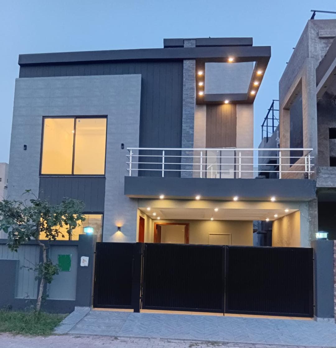 8 Marla brand New House for Sale , Bahria Orchard Lahore — 8 Marla House in Eastern Extension Bahria Orchard Lahore