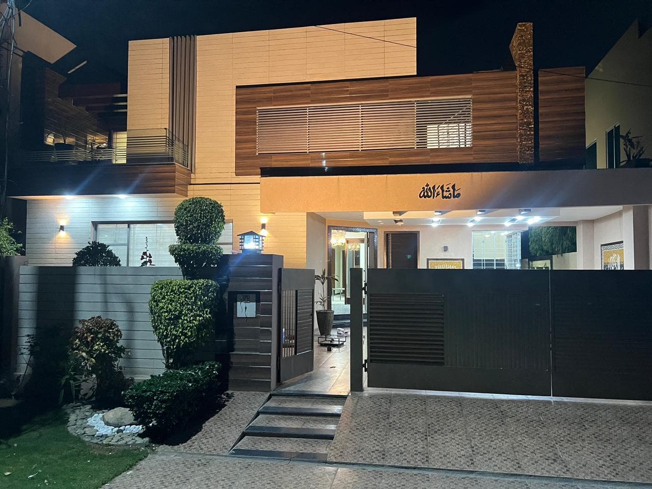 1 Kanal Brand New Furnished House for Sale — photo 1